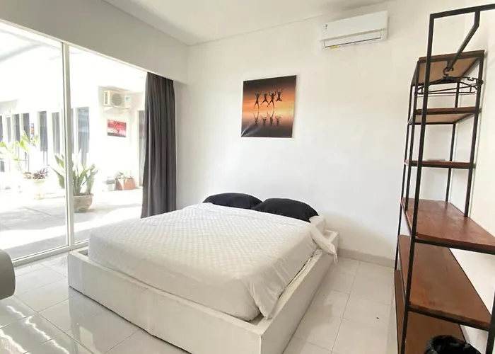 Pom Pom's Bali Aparthotel *