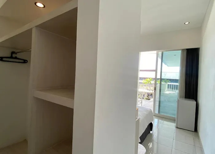 Pom Pom's Bali Aparthotel Kerobokan