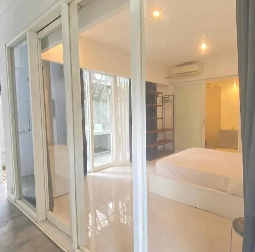 Pom Pom's Bali Kerobokan
