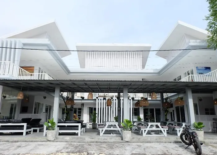 Aparthotel Pom Pom's Bali Kerobokan