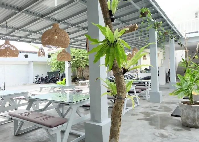 Aparthotel Pom Pom's Bali *